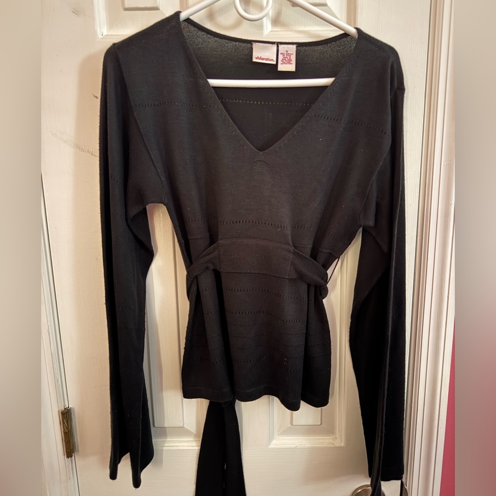 3/$20 Black V-Neck Long Sleeve Sweater Top